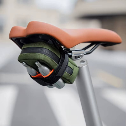 Pochette Sous-Selle Vélo — Légère, Résistante & Facile à Installer