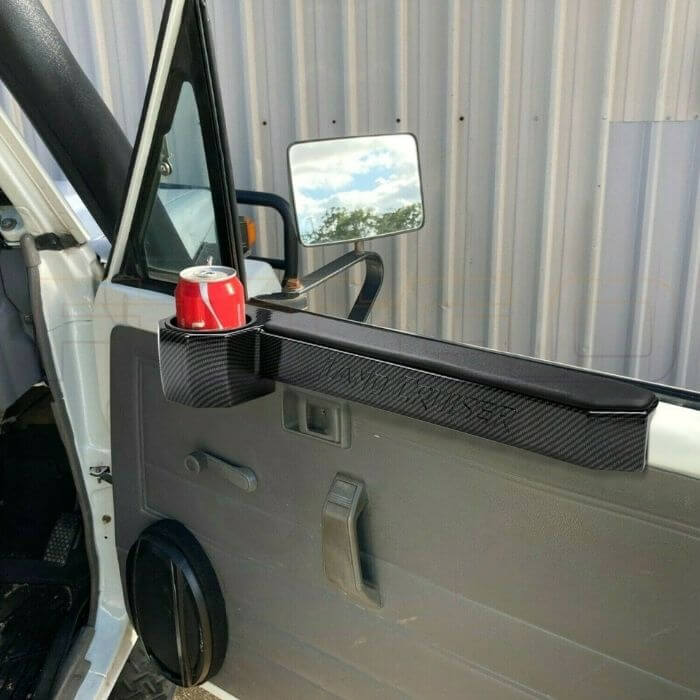 Organizátor centrální konzole pro Toyota Land Cruiser 70 — Praktické a uspořádané uložení