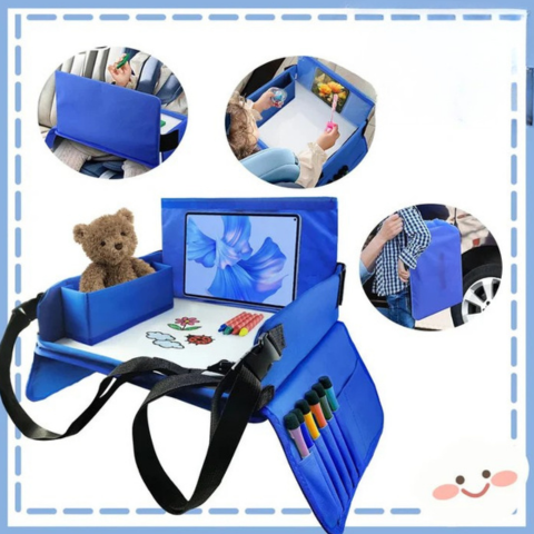 Cestovní podnos pro dětskou autosedačku — pohodlí a integrované úložné prostory 